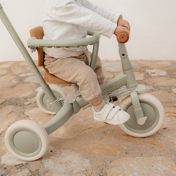Tricycle évolutif 4-en-1 vert sauge Little Dutch – draisienne et vélo pour enfant