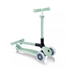 Trottinette 3 roues lumineuses vert pistache Globber
