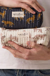 Trousse matelassée Opal Bengale Latte Apaches Collections écrue imprimé félins roses