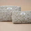 Trousse de toilette Bebel motif léopard kaki en coton Oeko-Tex
