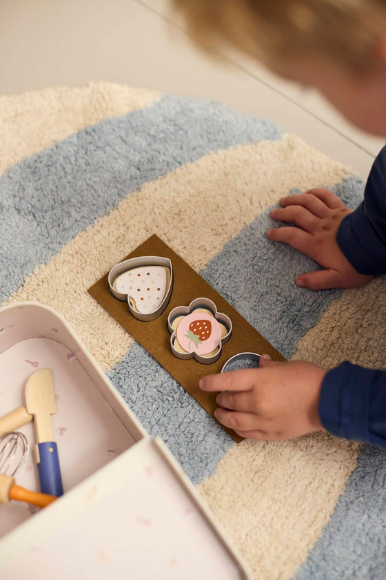 Valisette pâtissier en bois Filibabba avec ustensiles et emporte-pièces pour enfants