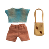 Tenue Maileg pour Petit Frère Souris avec t-shirt rayé bleu, short terracotta et sac bandoulière en forme de gruyère